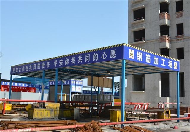 内蒙古包头彩钢弧形棚、钢筋加工棚现场搭建